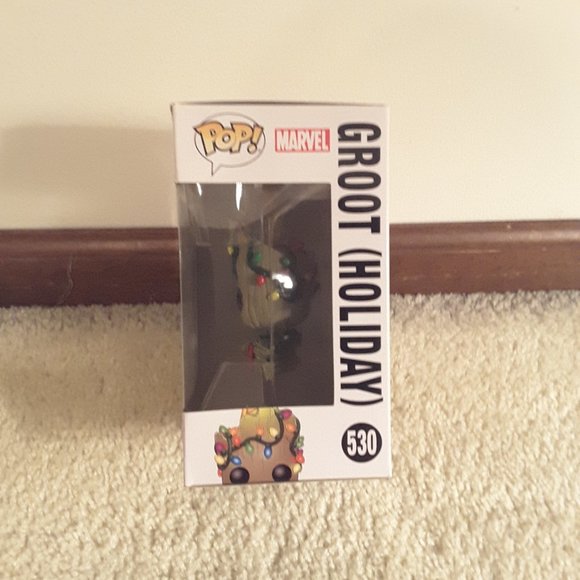Holiday Groot Marvel Funko 530 NIB - Picture 2 of 6